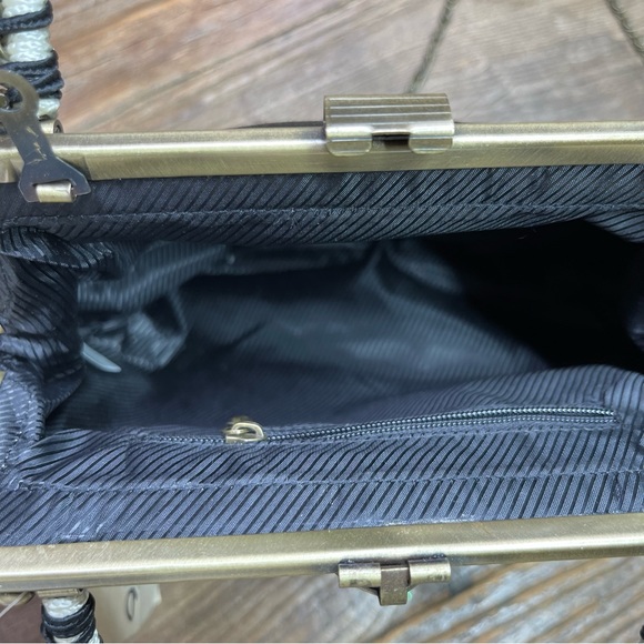 New ~ Coldwater Creek Safari Beaded Bag - Picture 13 of 13